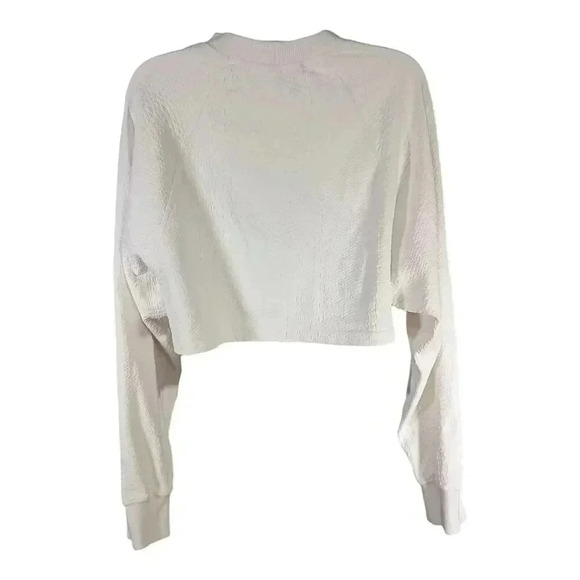 Gigi C Sport Isabella Textured Pullover Cropped Long Sleeve White Women's Medium - Picture 2 of 4